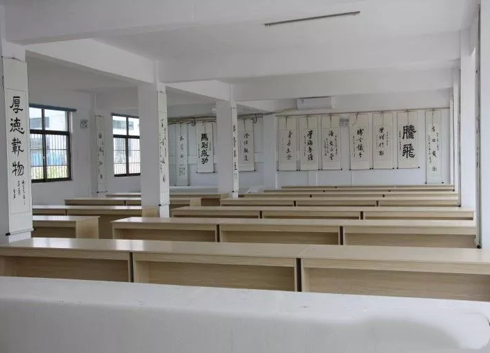 中國現代書畫家協會趙會長來鄒城墨香源書畫學校檢查指導工作