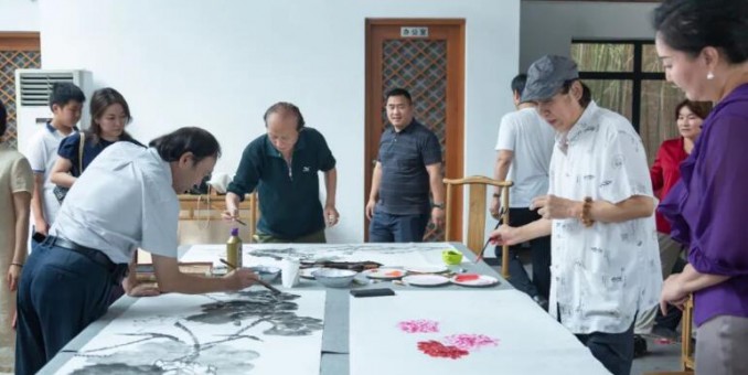 水墨染秋韻，書香沁梨園—— 記大興區梨花村書畫交流活動