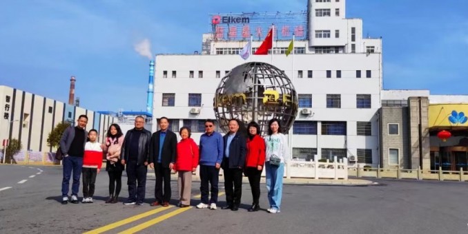 星火滄桑如再世  詩歌響起遏白云