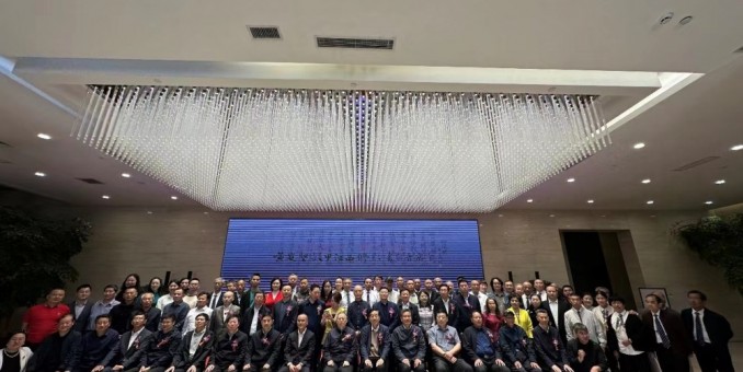 修江山谷芳蘭綻  文脈昌興國運隆