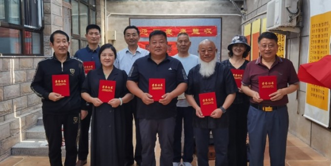 抒懷潑墨書昌世 西水甘泉萬古流--現代書畫網“迎國慶 慶豐收”書畫名家筆會舉行