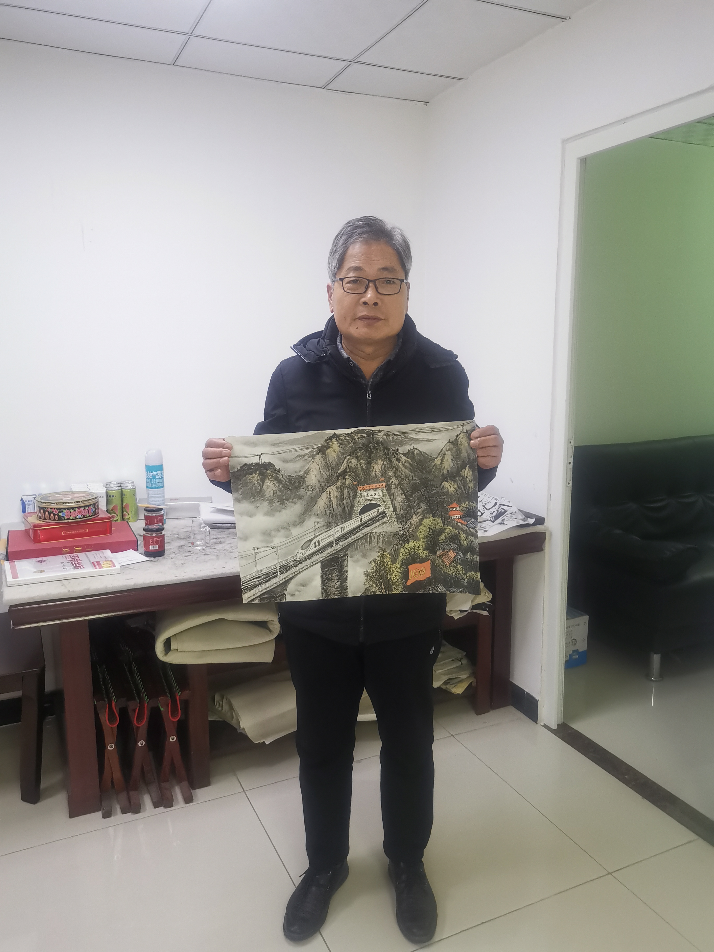 中國現代書畫家協會李道鄉老師應邀參加中鐵十二局書畫展