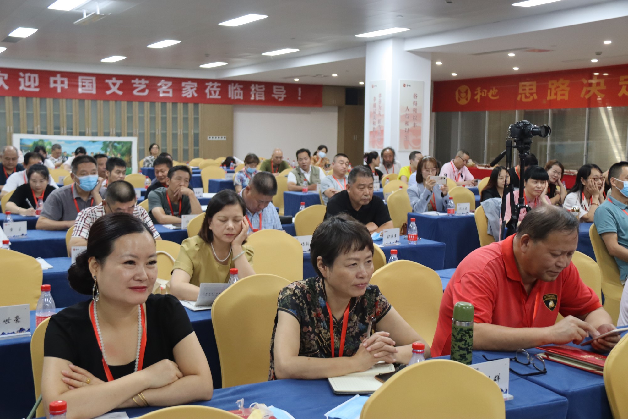 &ldquo;品讀孝鄉 放歌和也&rdquo;藝術之旅&middot;第12屆中國作家新創作論壇在安吉舉行